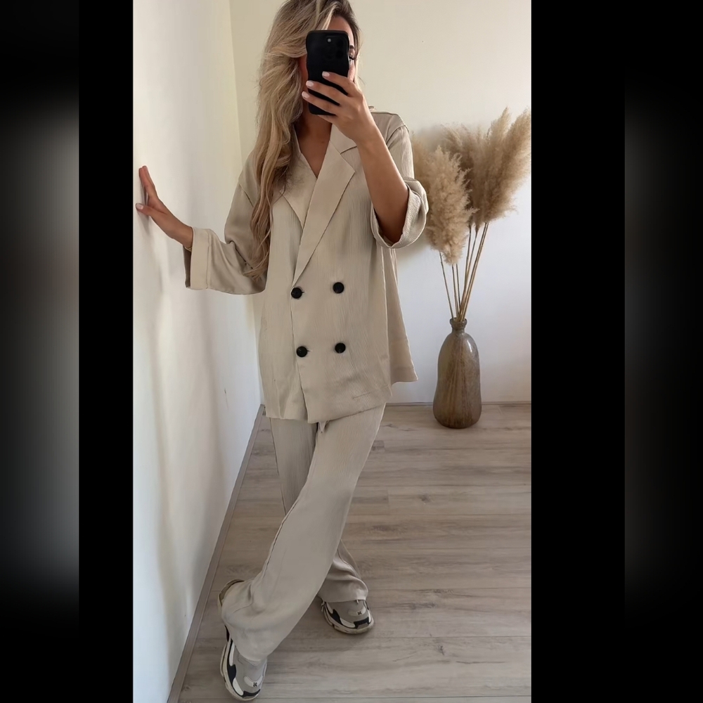 Zara Wrinkle Satin Effect Blazer Cream Size S - Picture 9 of 15